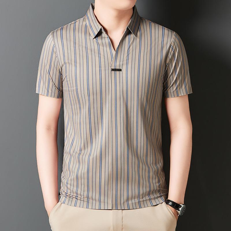 Chemise à manches courtes à rayures à rayures pour hommes （50% de réduction）