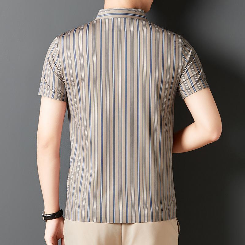 Chemise à manches courtes à rayures à rayures pour hommes （50% de réduction）
