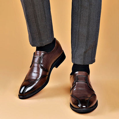 2025 new men's leather sports shoes