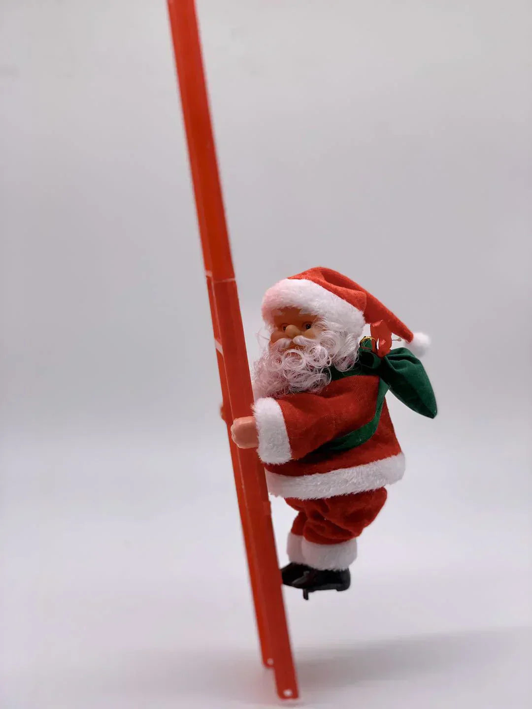 🔥 Start preparing now-Up to 50% OFF 🎄Electric Chimney Climbing Santa Claus Musical Toys